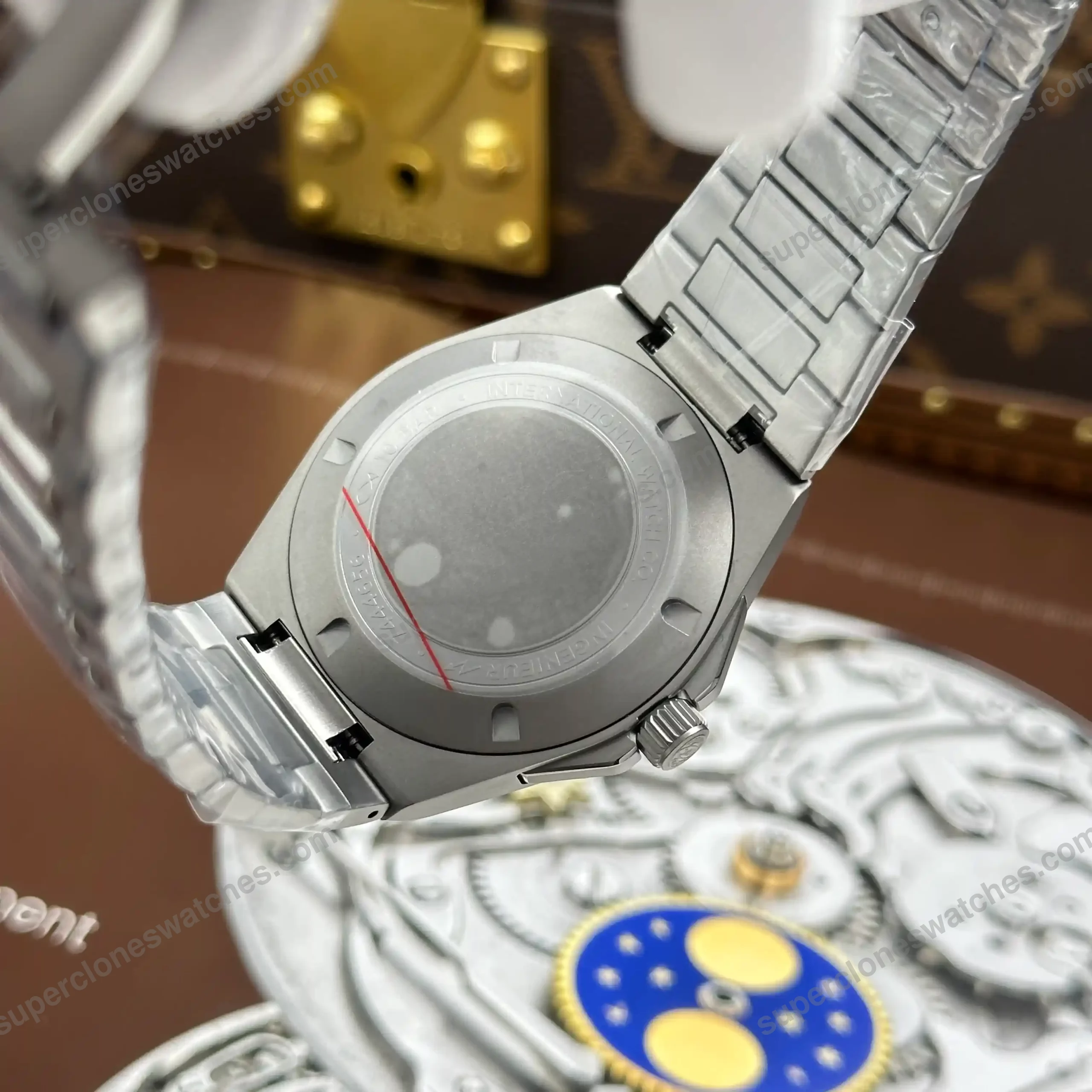Super-Clone-IWC-Ingenieur-Automatic-IW328904-40mm-9