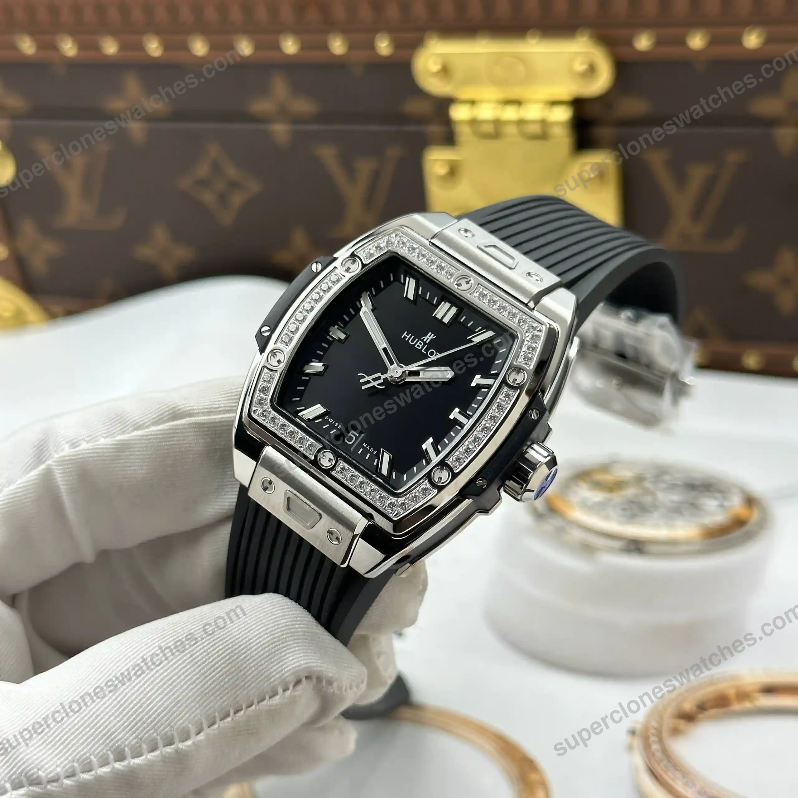 Super-Clone-Hublot-Spirit-Of-Big-Bang-Titanium-Diamonds-662.NX_.1170.RX_.1204-5