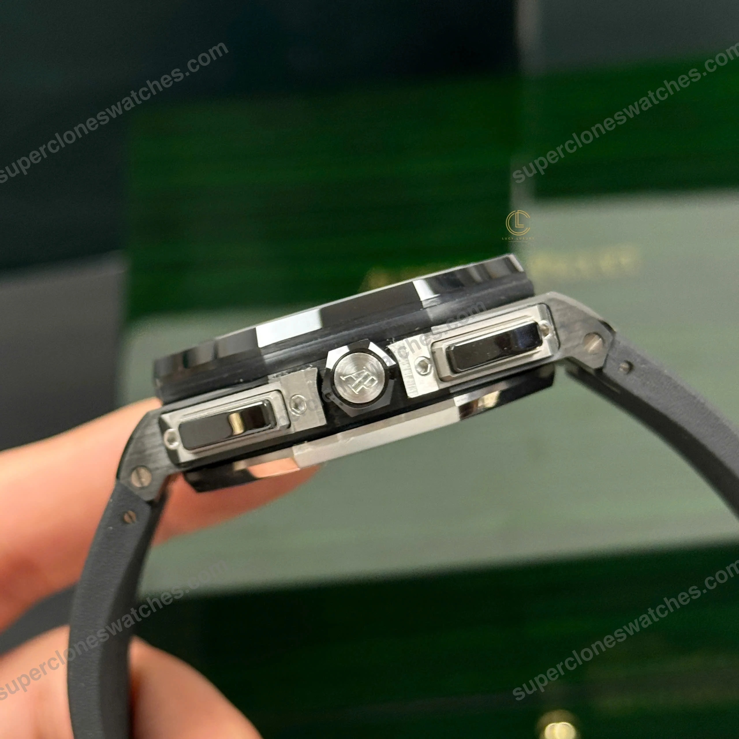 Super-Clone-Audemars-Piguet-Royal-Oak-Offshore-Selfwinding-Chronograph-26405CE.O-6