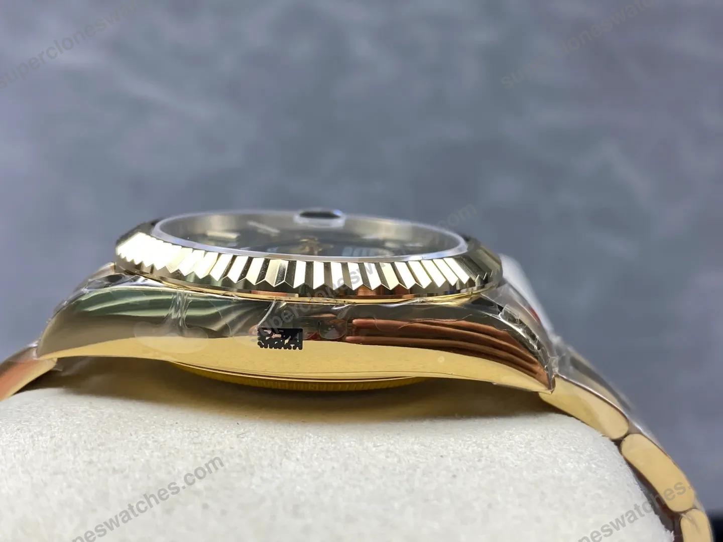 Super-Clone-Rolex-Sky-Dweller-Green-Dial-336938-Oyster-6