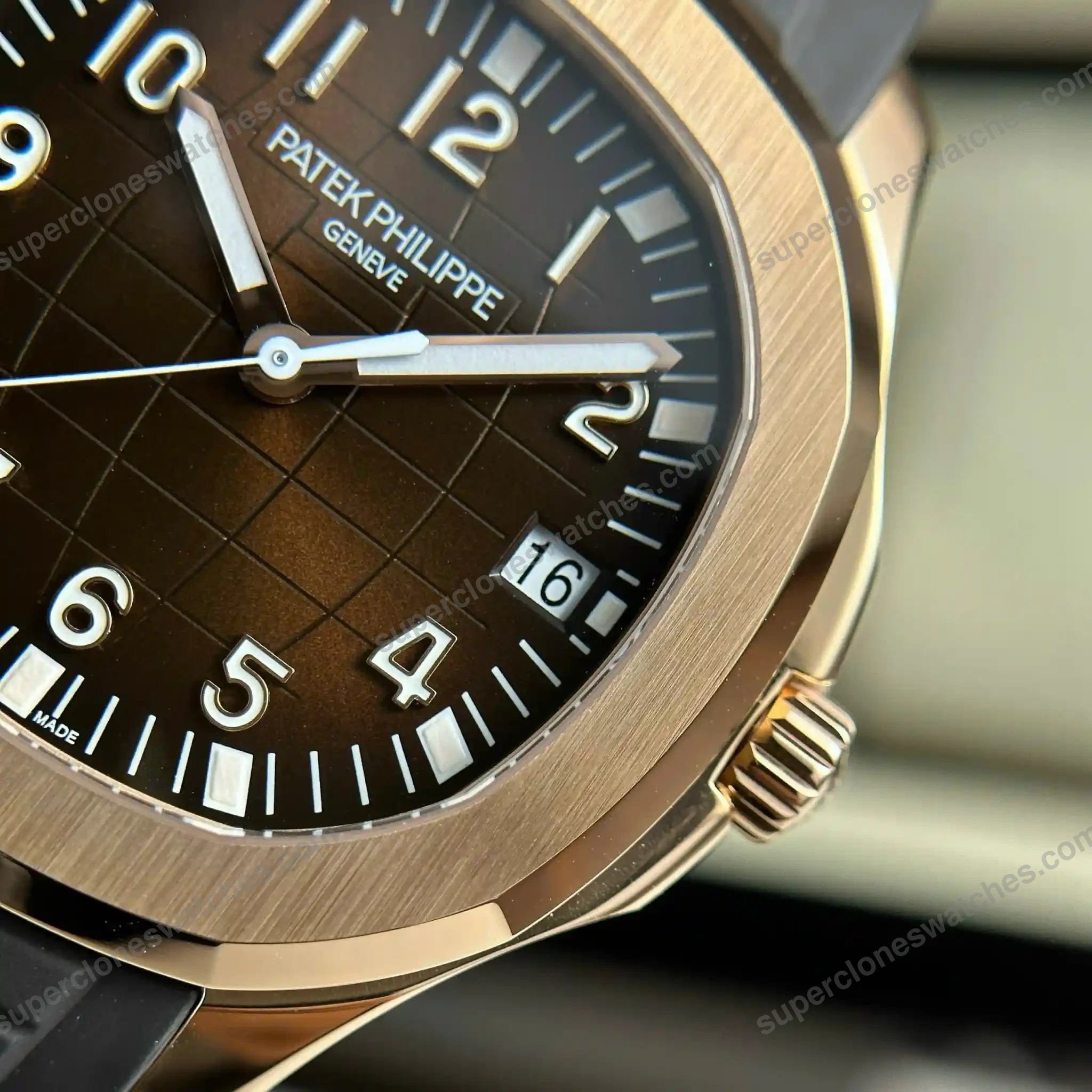 Super-Clone-Patek-Philippe-Aquanaut-5167R-001-Chocolate-Dial-V3-Update-8211-6