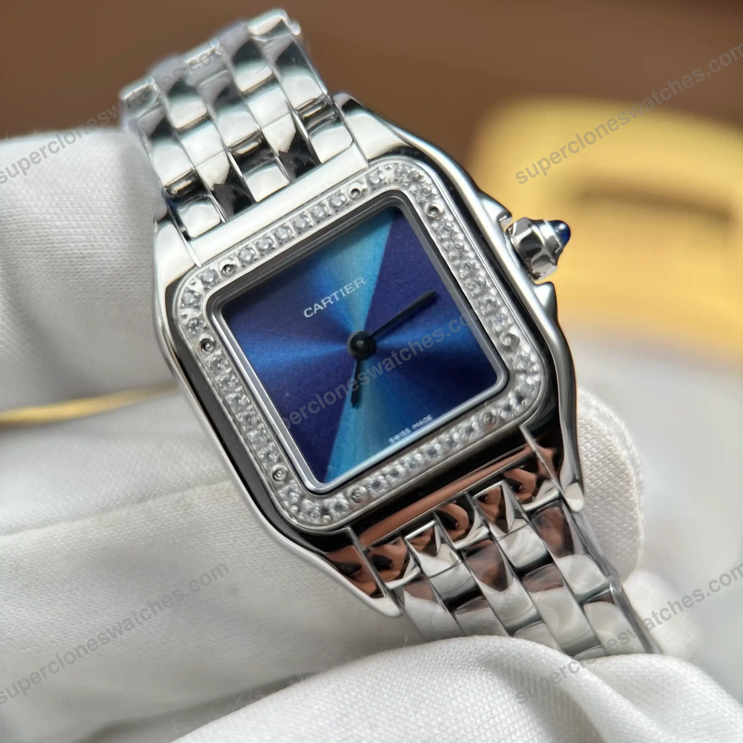 Super-Clone-Cartier-Panthere-de-Cartier-CRW4PN0013-3