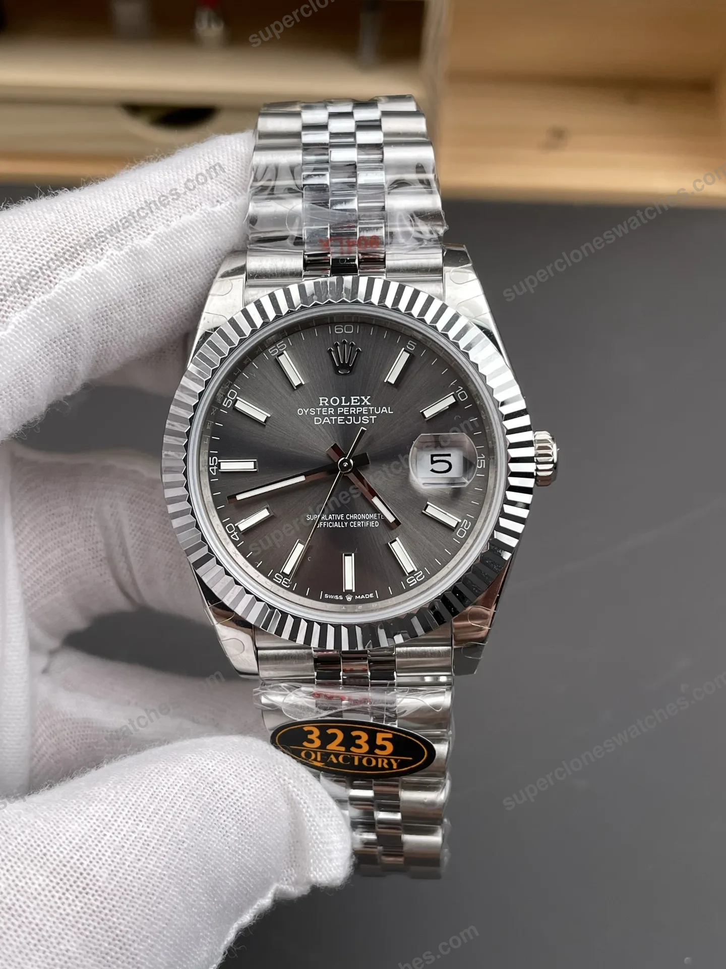 23523532