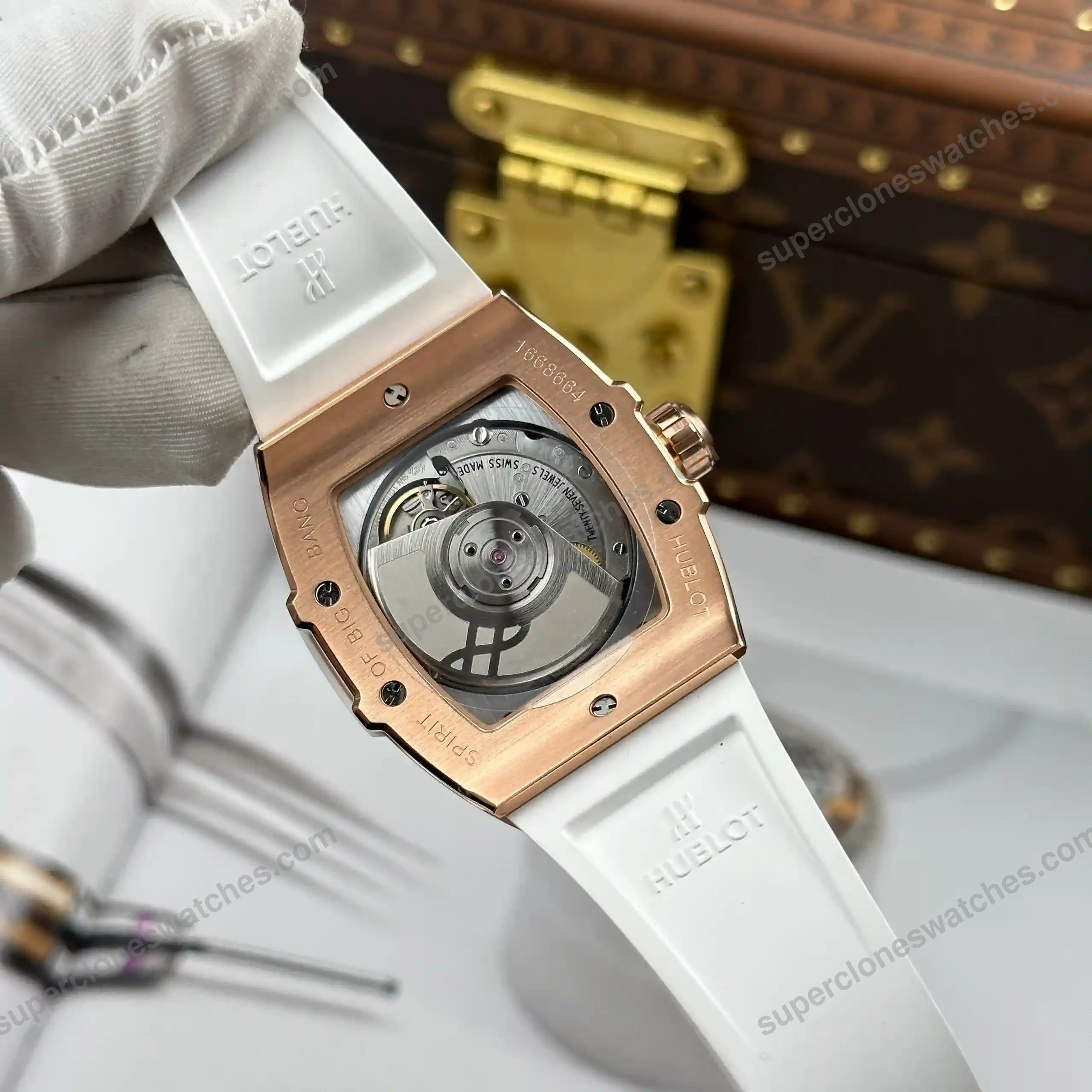 Super-Clone-Hublot-Spirit-Of-Big-Bang-Titanium-White-Diamonds-665.OE_.2080.RW_.120-9