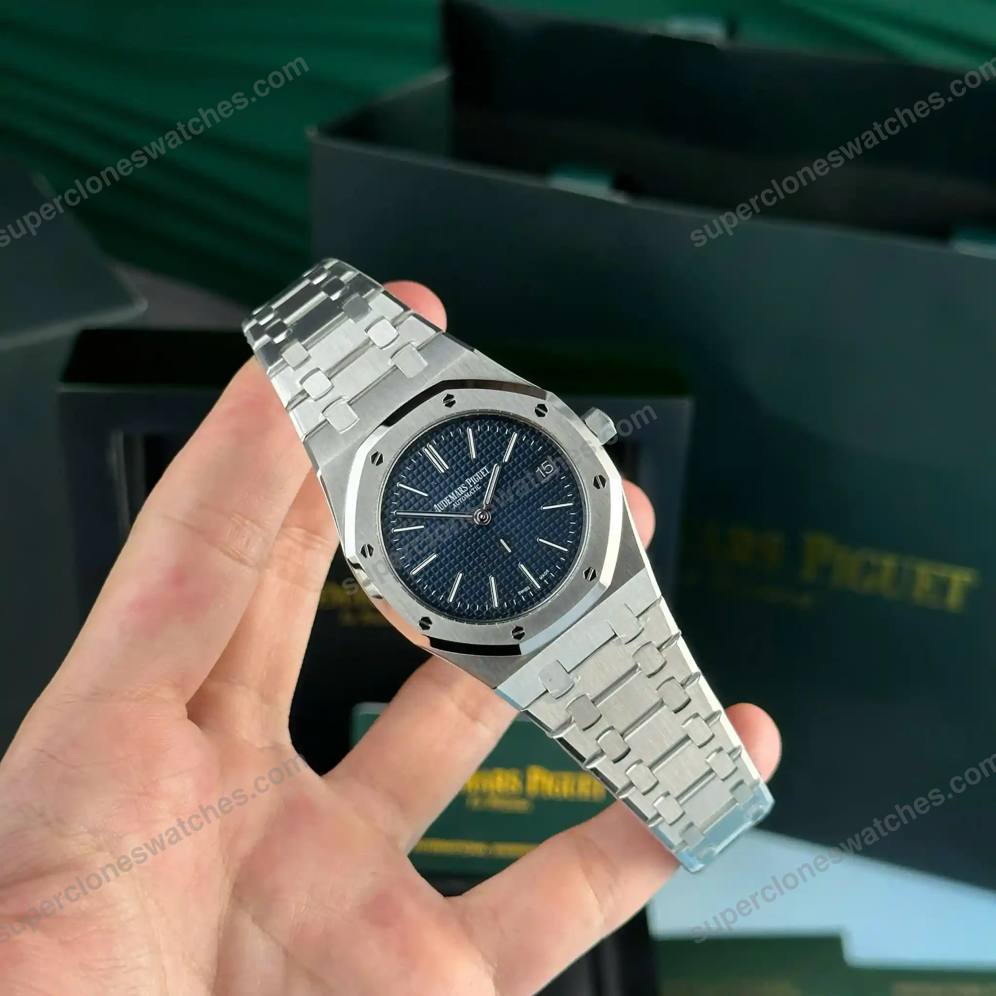 Super-Clone-Audemars-Piguet-Royal-Oak-Jumbo-Extra-Thin-16202ST.OO_.1240ST.0-3