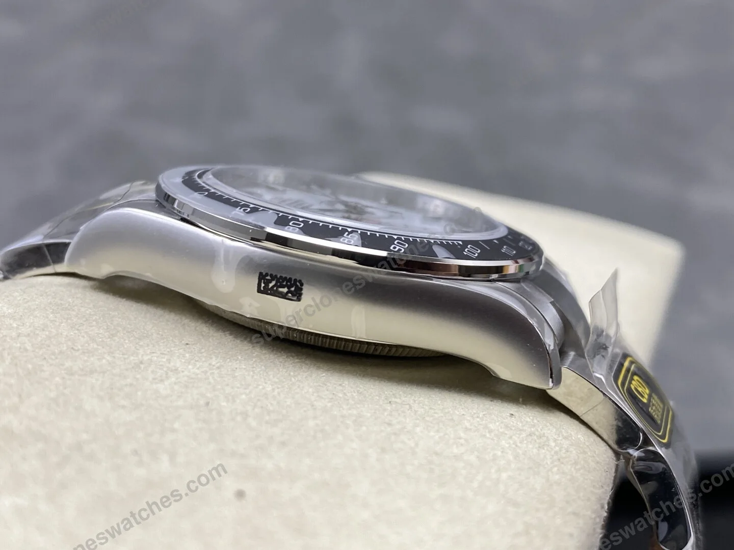 super-clone-rolex-cosmograph-daytona-rolesium-enamel-dial-2026-super-clone-view-8