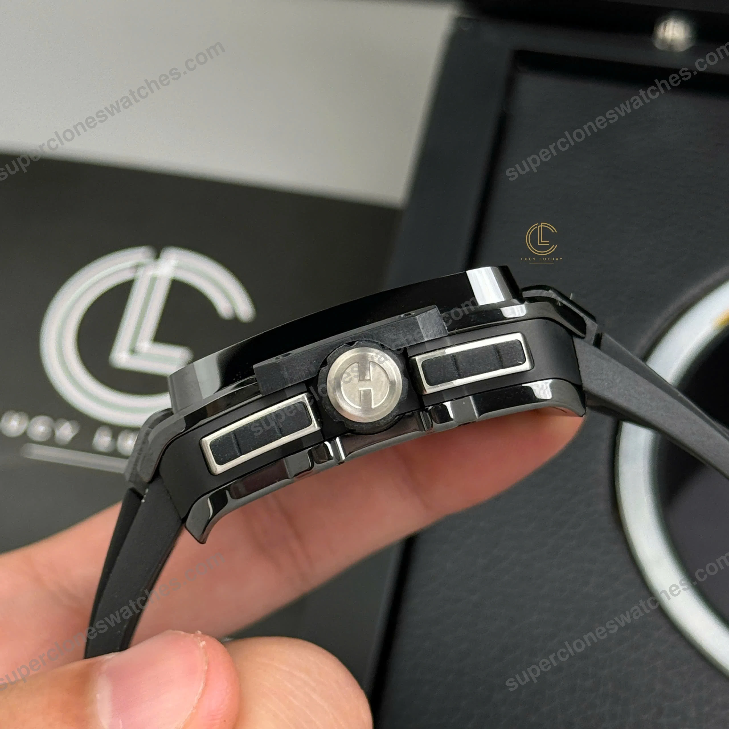 Super-Clone-Hublot-Square-Bang-Unico-821.CI_.0170.RX-821CI0170RX-42mm-Black-Dial-6