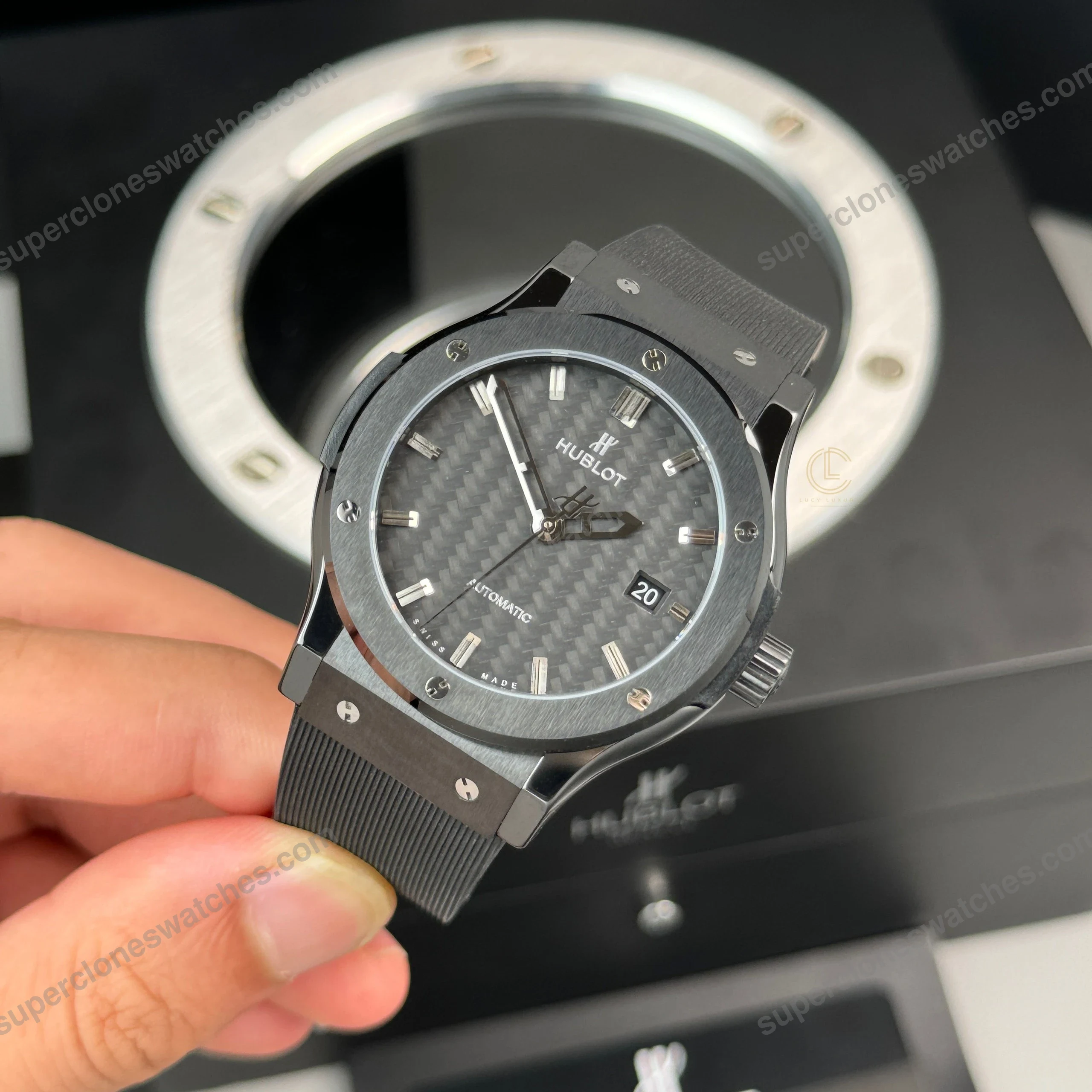 Super-Clone-Hublot-Classic-Fusion-Ceramic-Black-42mm-Carbon-Dial-JJZ-Base-3