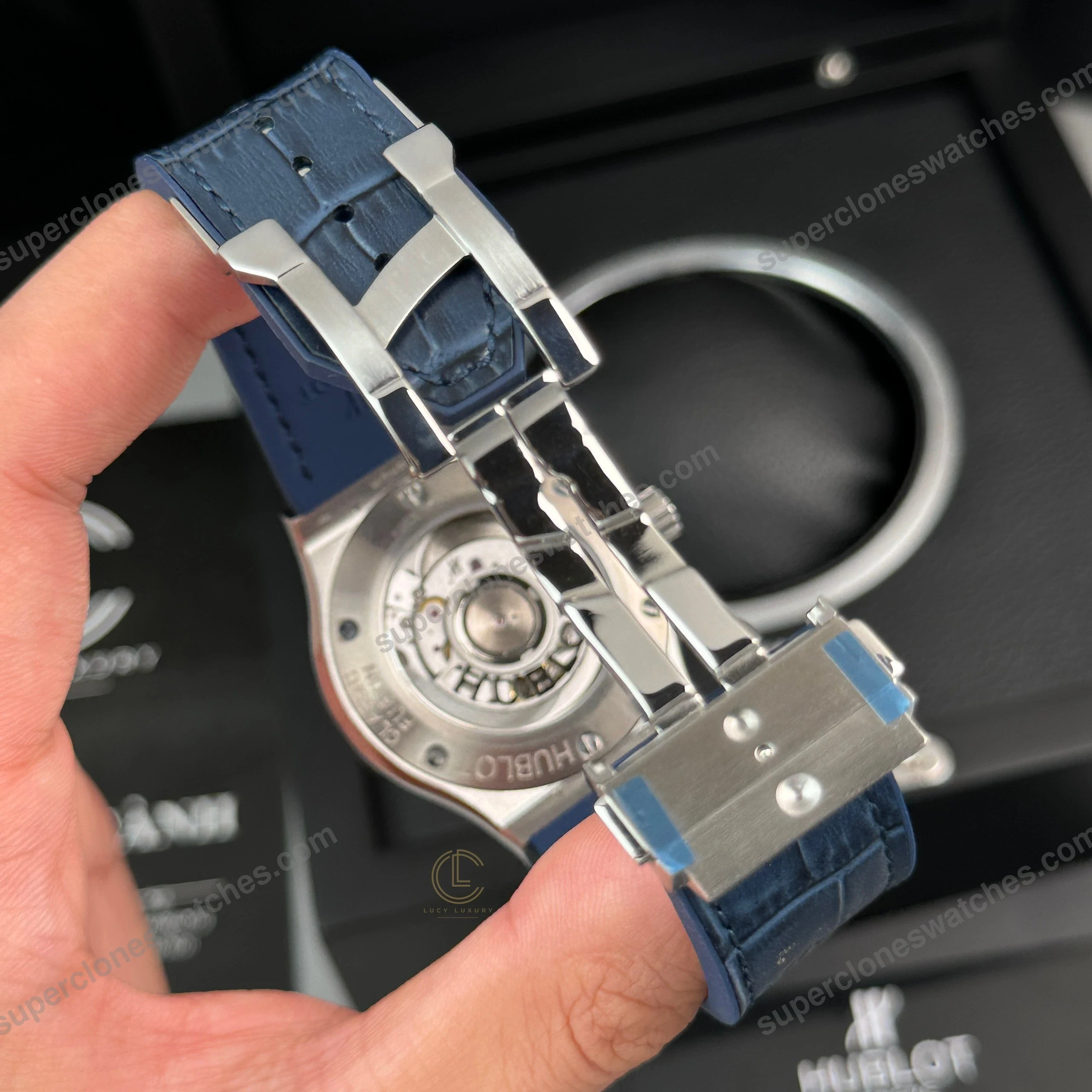Super-Clone-Hublot-Classic-Fusion-Diamonds-Moissanite-Pave-42mm-Blue-Dial-–-Cu-7