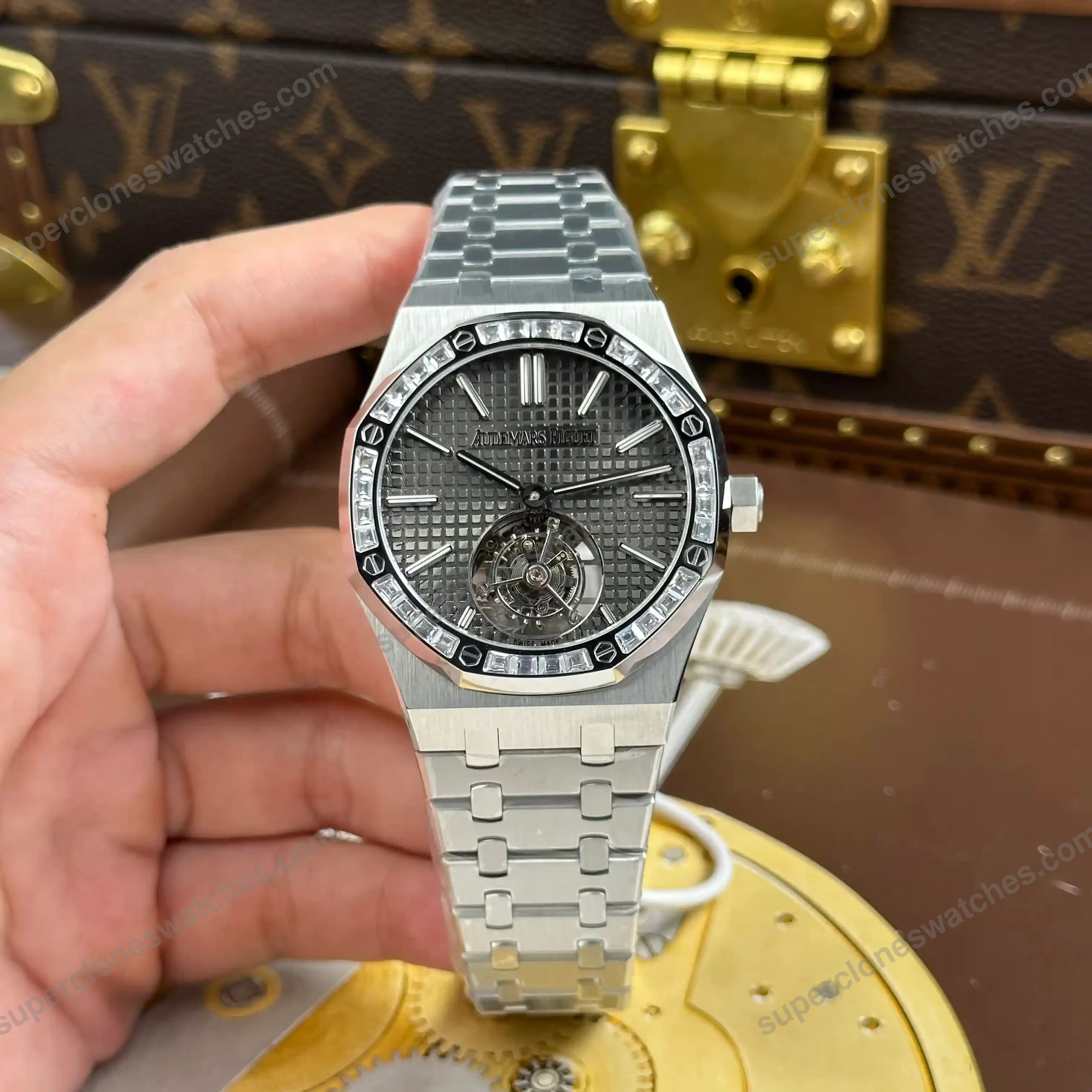 Super-Clone-Audemars-Piguet-Royal-Oak-Selfwinding-Flying-Tourbillon-26516PT.ZZ_.1-2