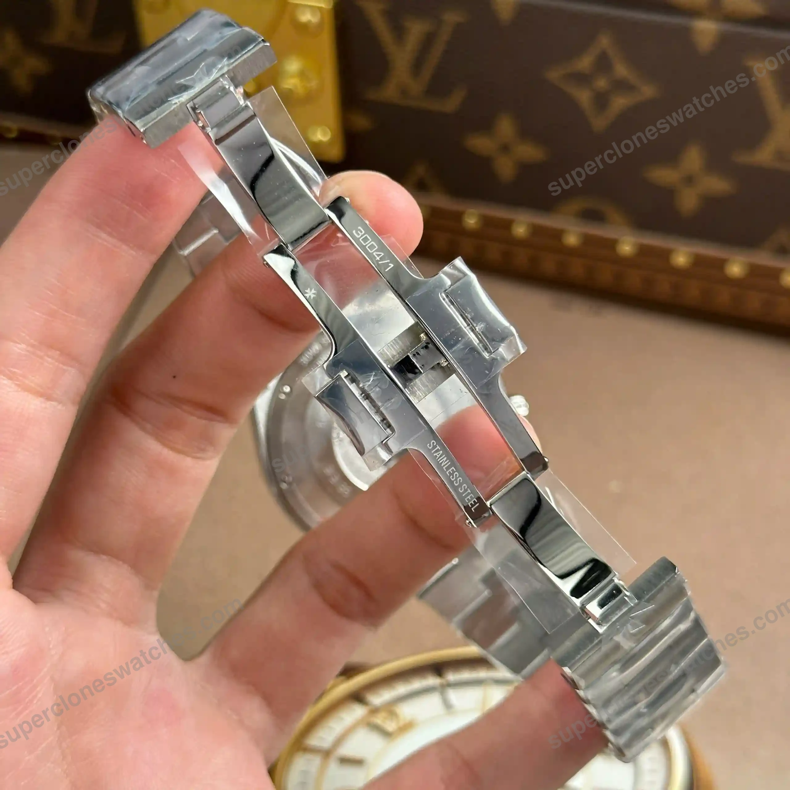 Super-Clone-Vacheron-Constantin-Overseas-Dual-Time-47450B01A-9226-42mm-8211-8