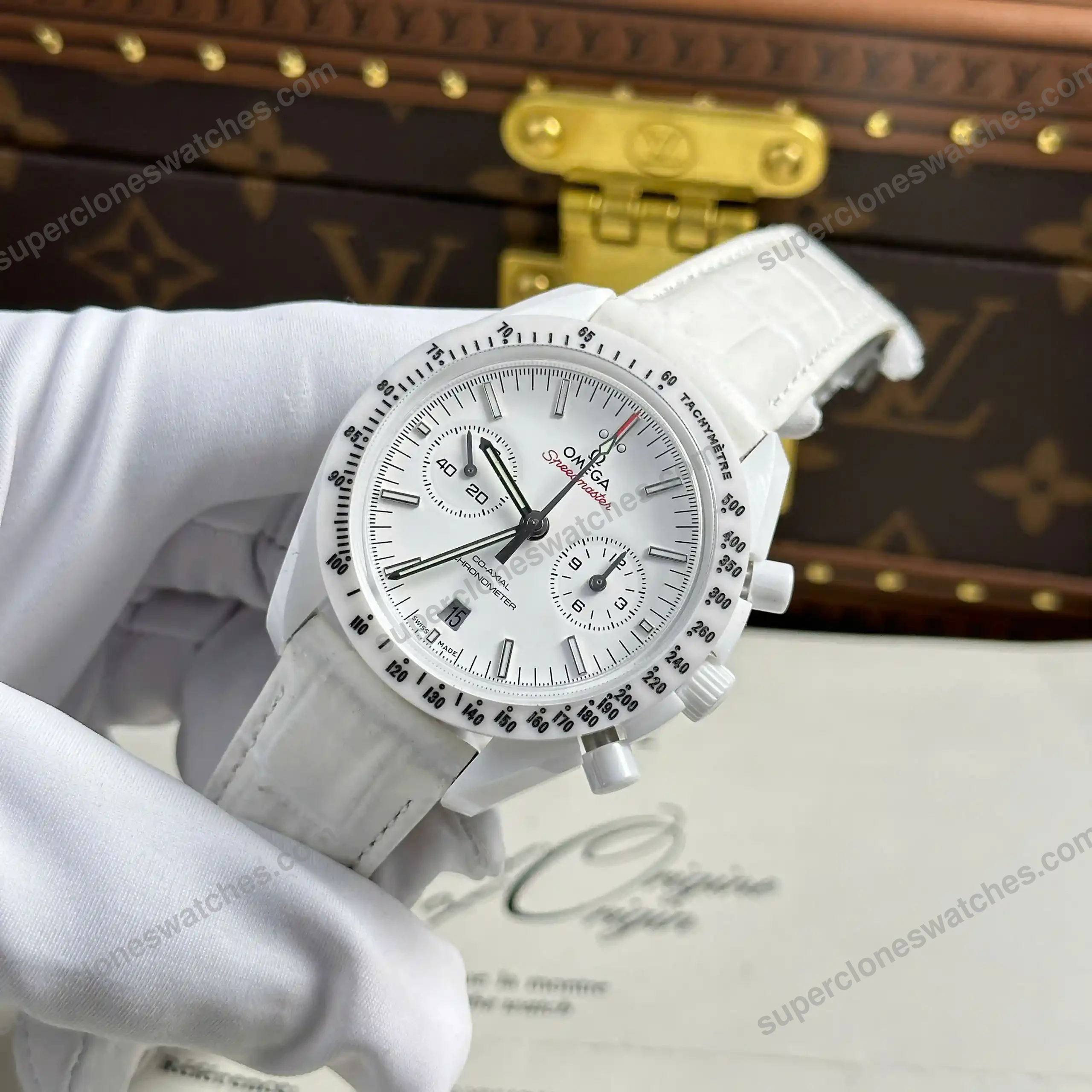 Super-Clone-Omega-Speedmaster-Dark-Side-of-The-Moon-White-Side-of-the-Moon-311.9-3