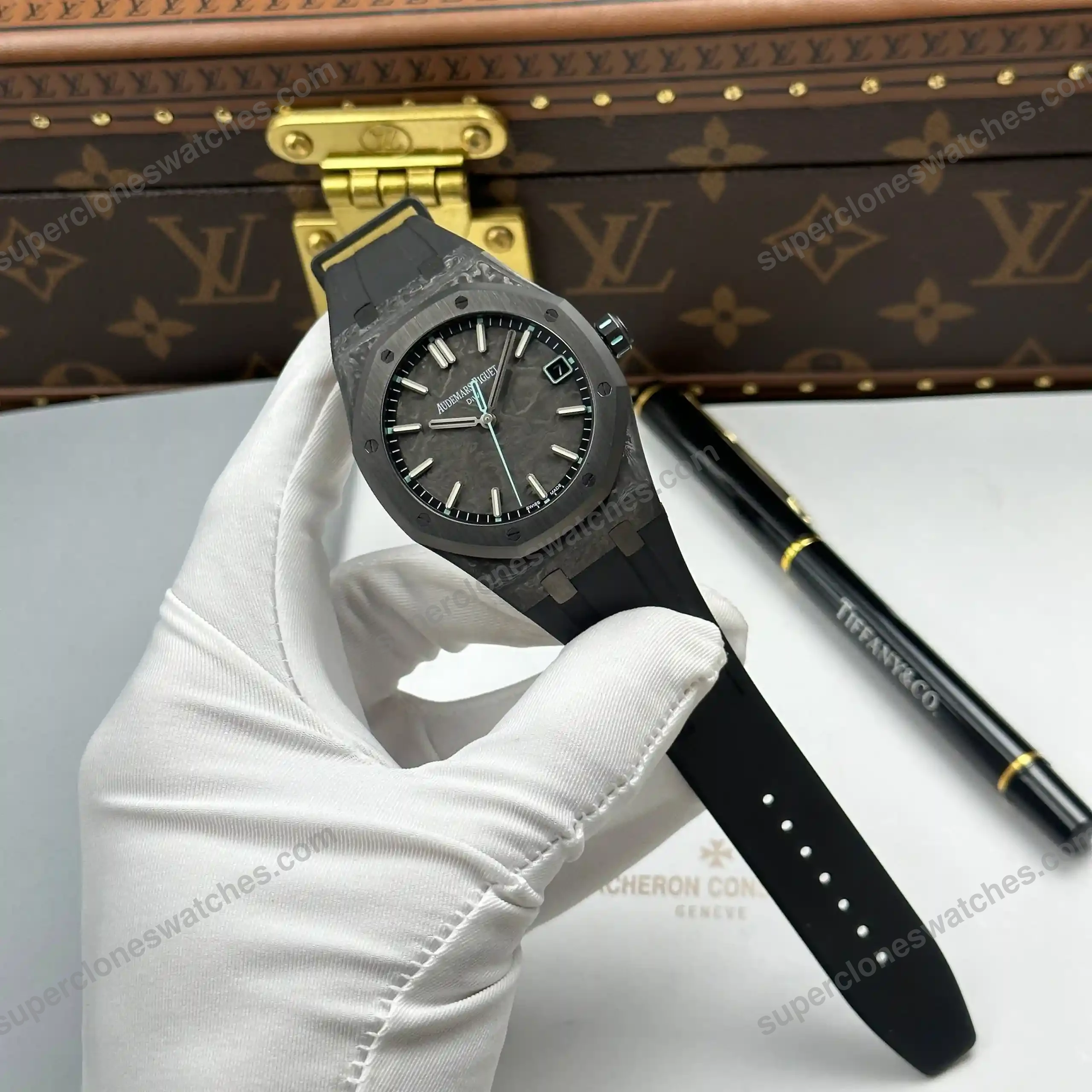Super-Clone-Audemars-Piguet-Royal-Oak-15500-DiW-Voidline-AQUA-Carbon-41mm-2
