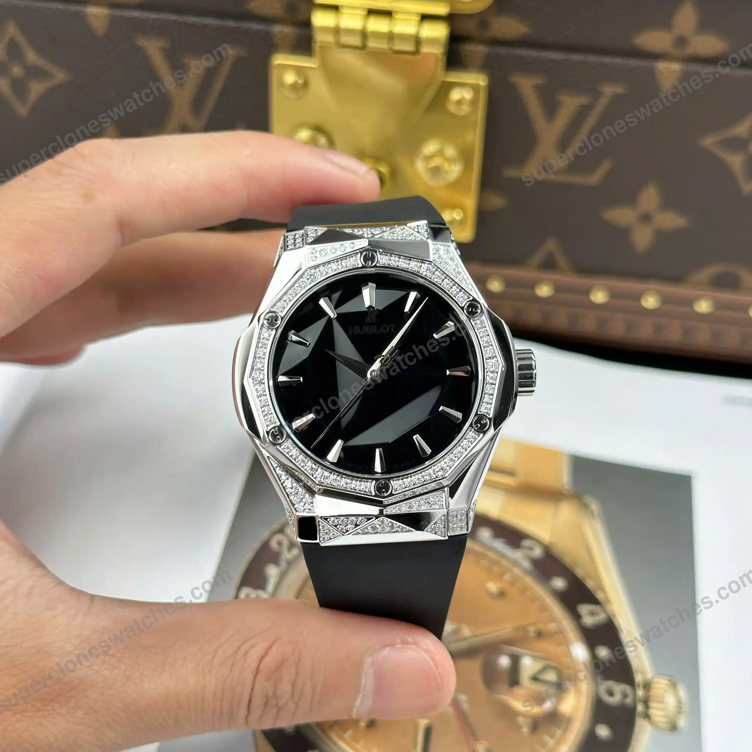 Super-Clone-Hublot-Classic-Fusion-Orlinski-Alternative-Pave-40mm-3