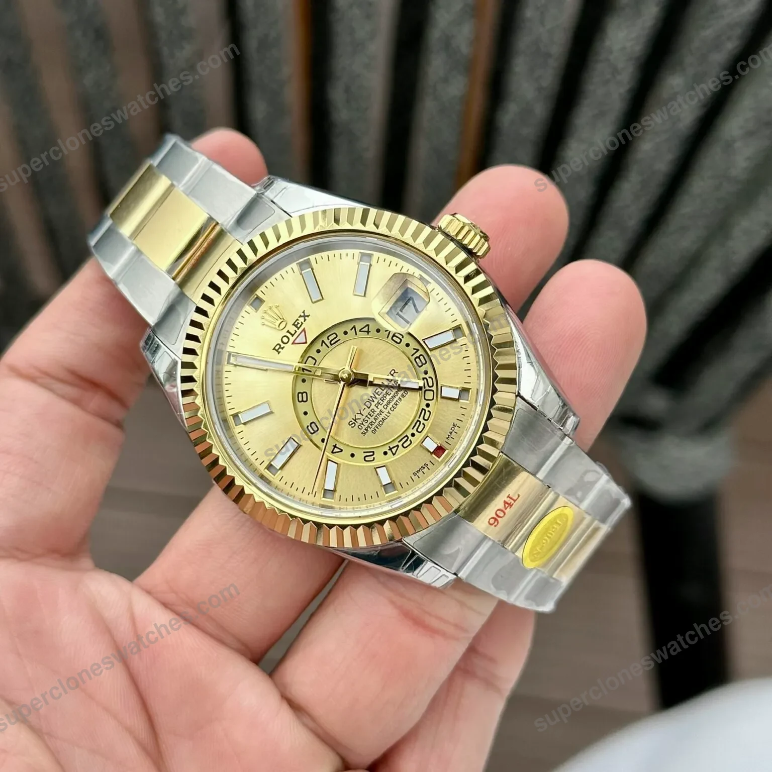 Super-Clone-Rolex-Sky-Dweller-Champagne-Dial-336933-3