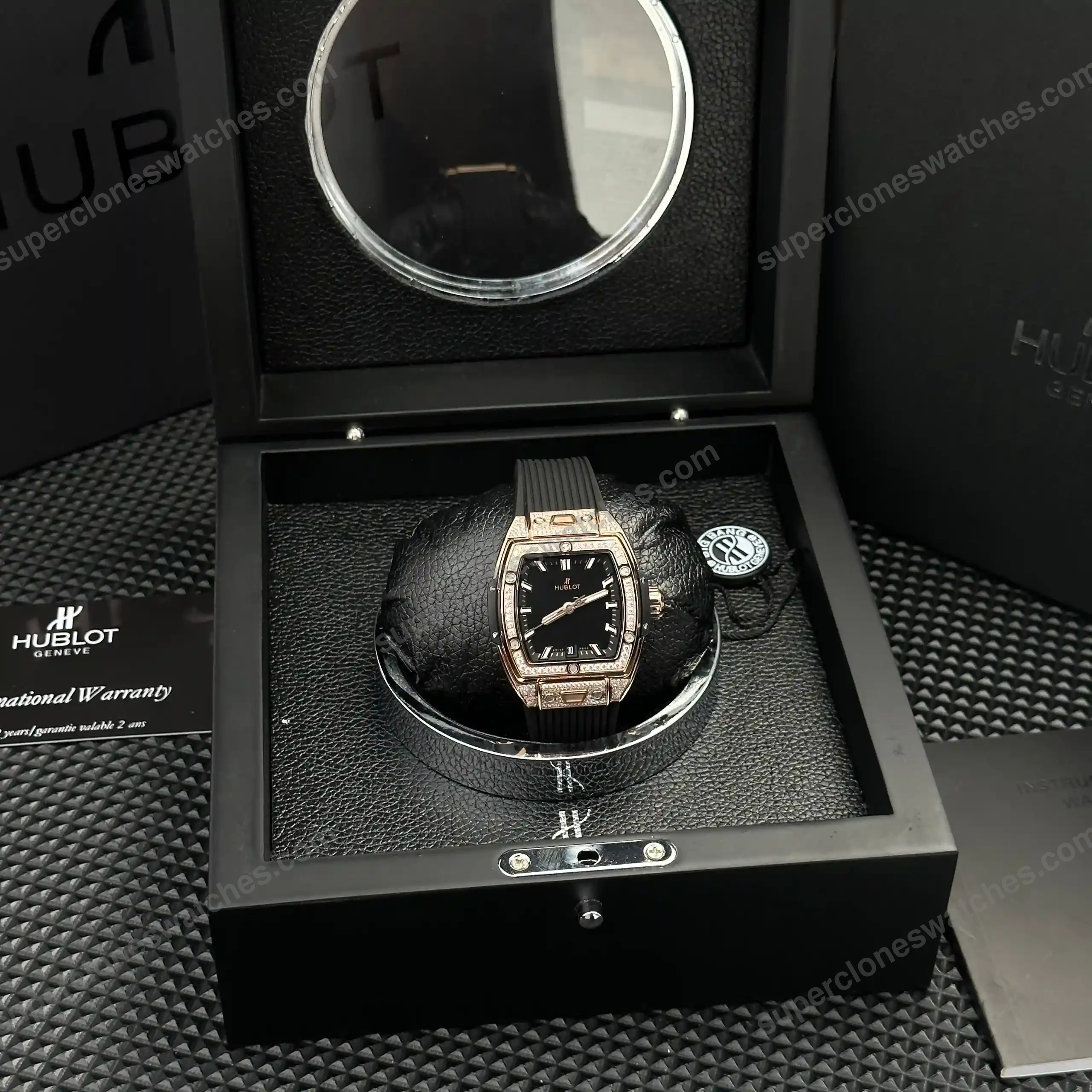 Super-Clone-Hublot-Spirit-Of-Big-Bang-King-Gold-Pave-662.OX_.1180.LR_.1604-8211-2