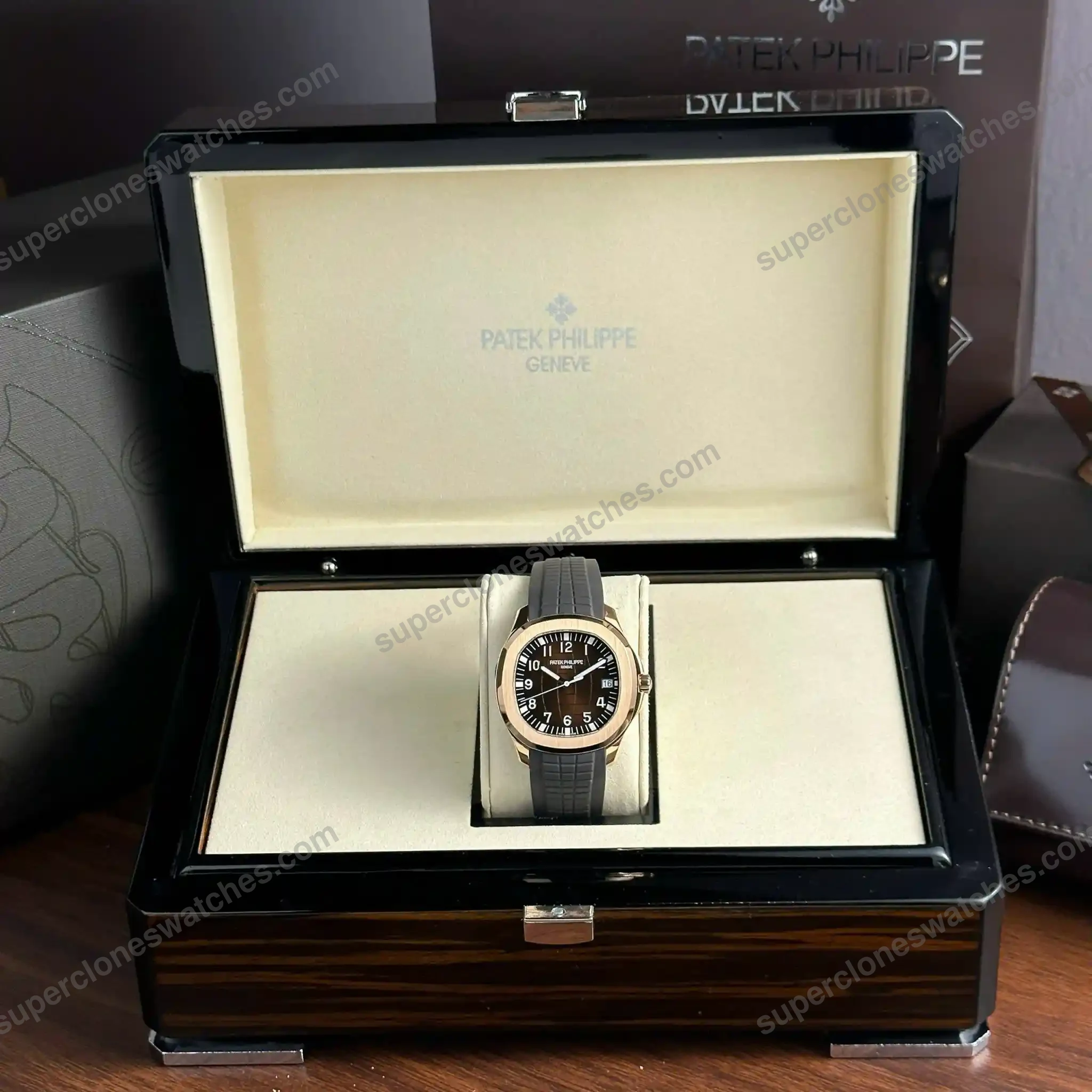 Super-Clone-Patek-Philippe-Aquanaut-5167R-001-Chocolate-Dial-V3-Update-8211-2