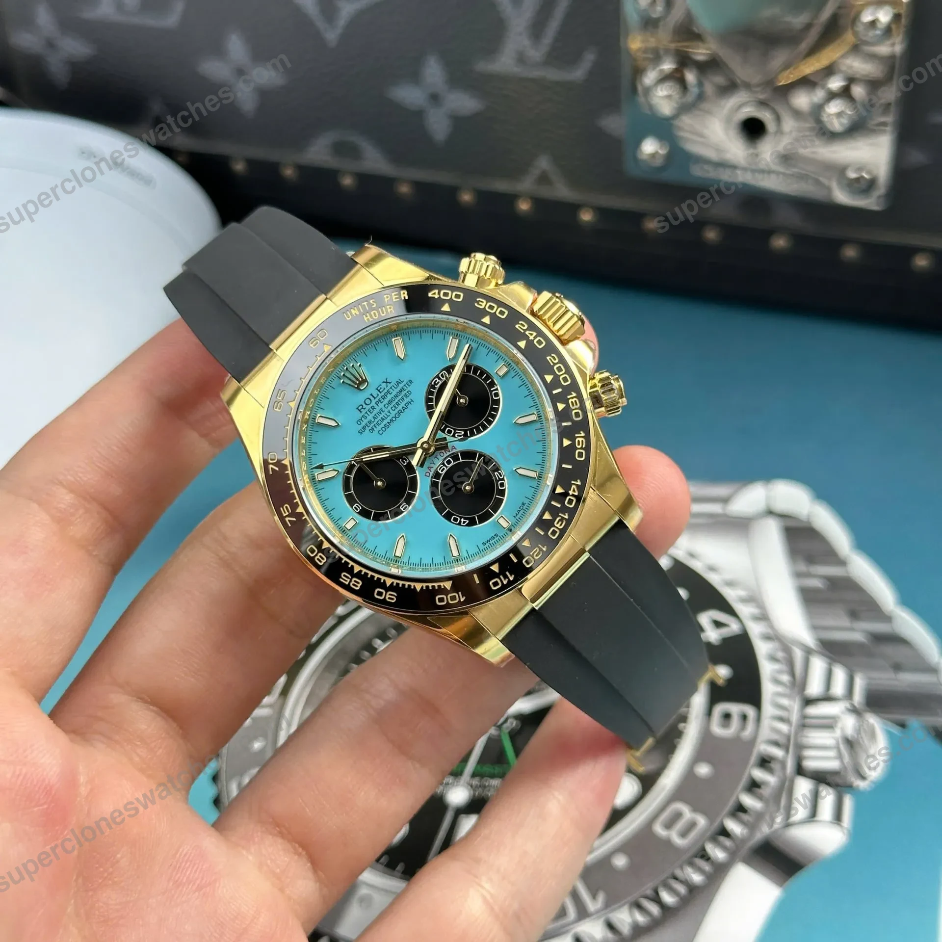 Super-Clone-Rolex-Daytona-126518LN-Turquoise-Dial-Alcaraz-3