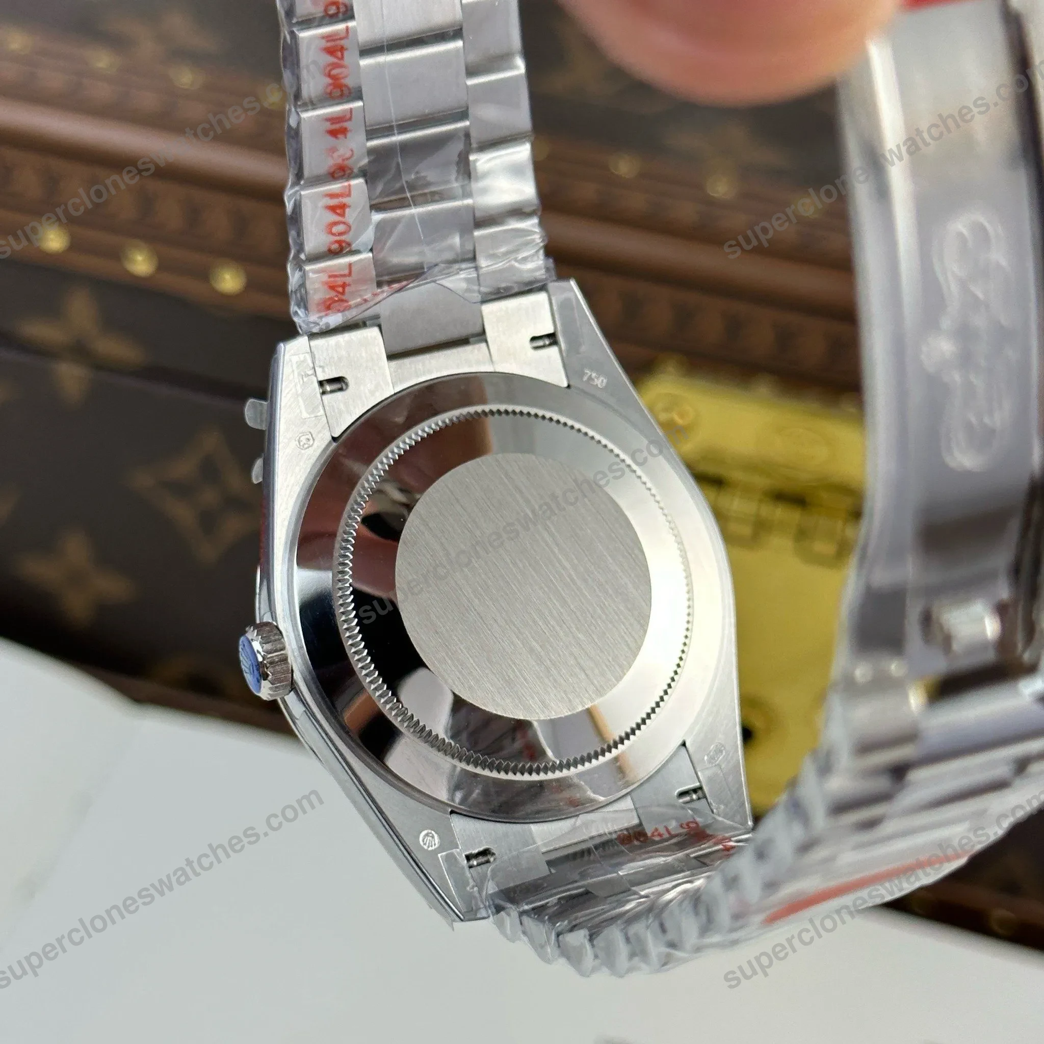 Super-Clone-Rolex-Day-Date-White-Dial-228239-0046-40-mm-4