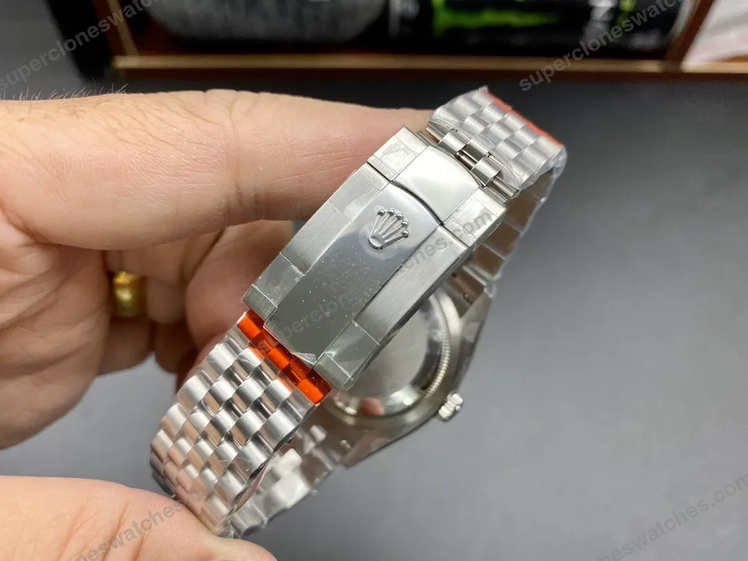 super-clone-rolex-datejust-silver-roman-diamond-dial-126234-0029-36-mm-view-7