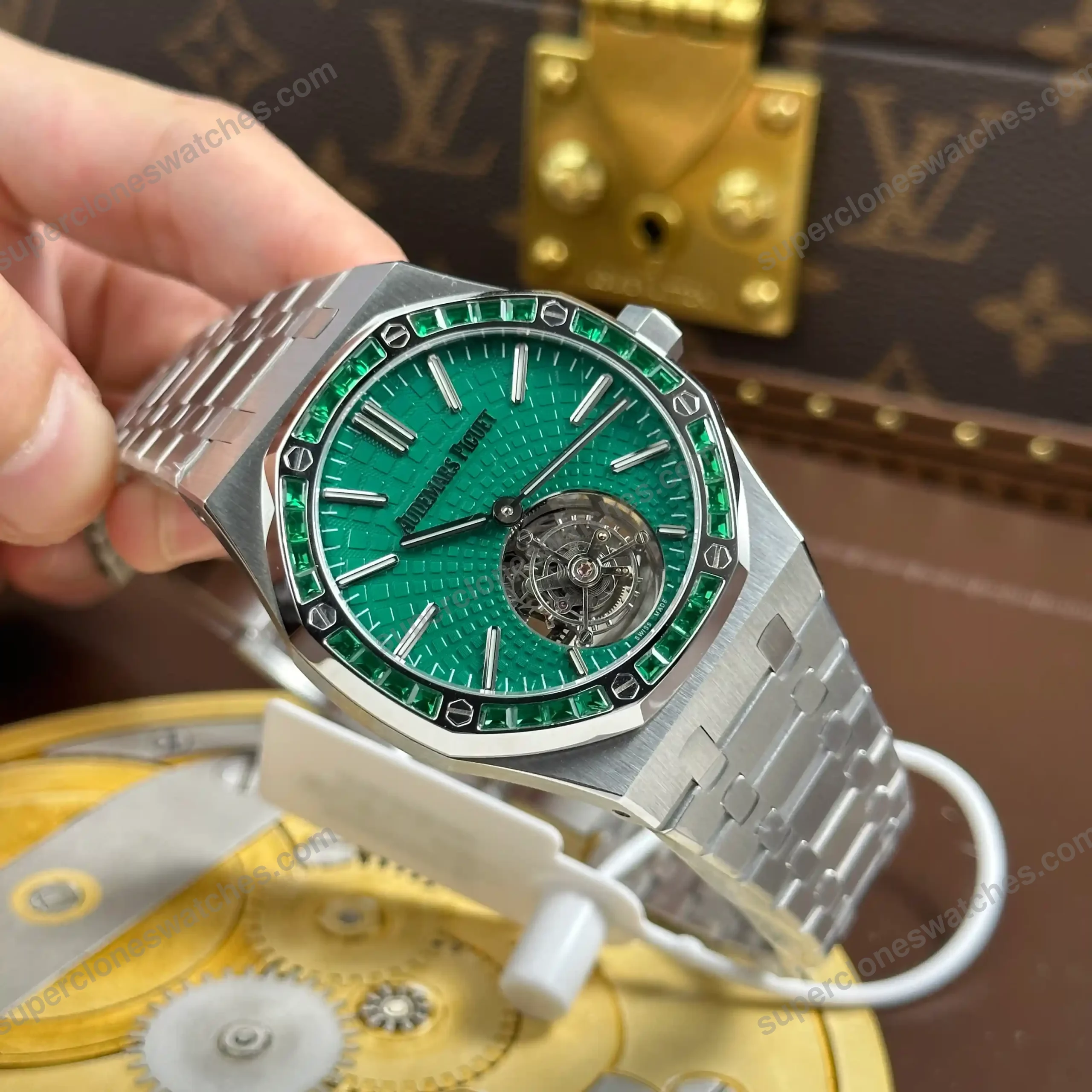 Super-Clone-Audemars-Piguet-Royal-Oak-Selfwinding-Flying-Tourbillon-26532IC.EE_.1-3