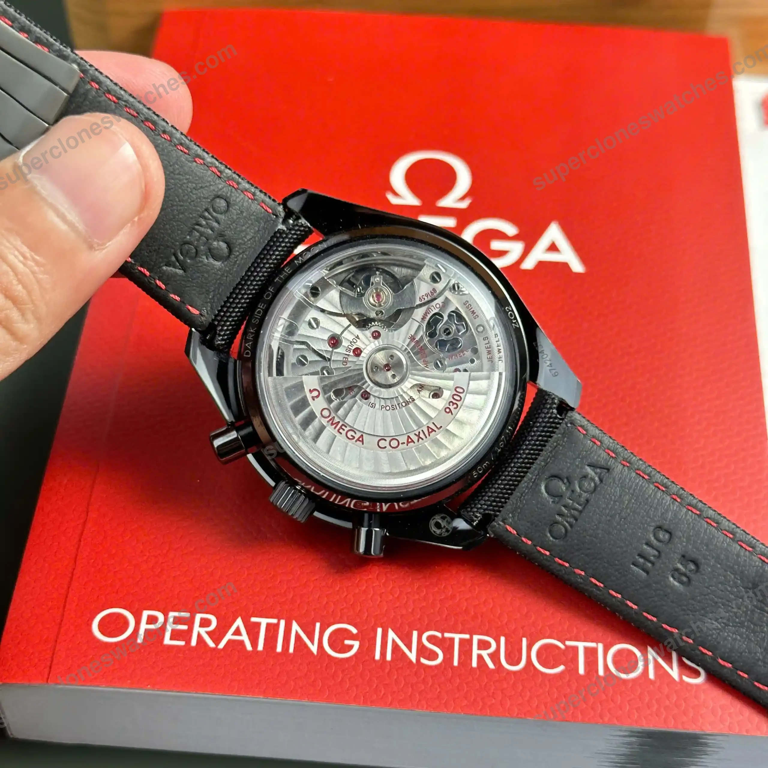 Super-Clone-Omega-Speedmaster-Dark-Side-of-The-Moon-311.92.44.51.01.003-44mm-Bla-8