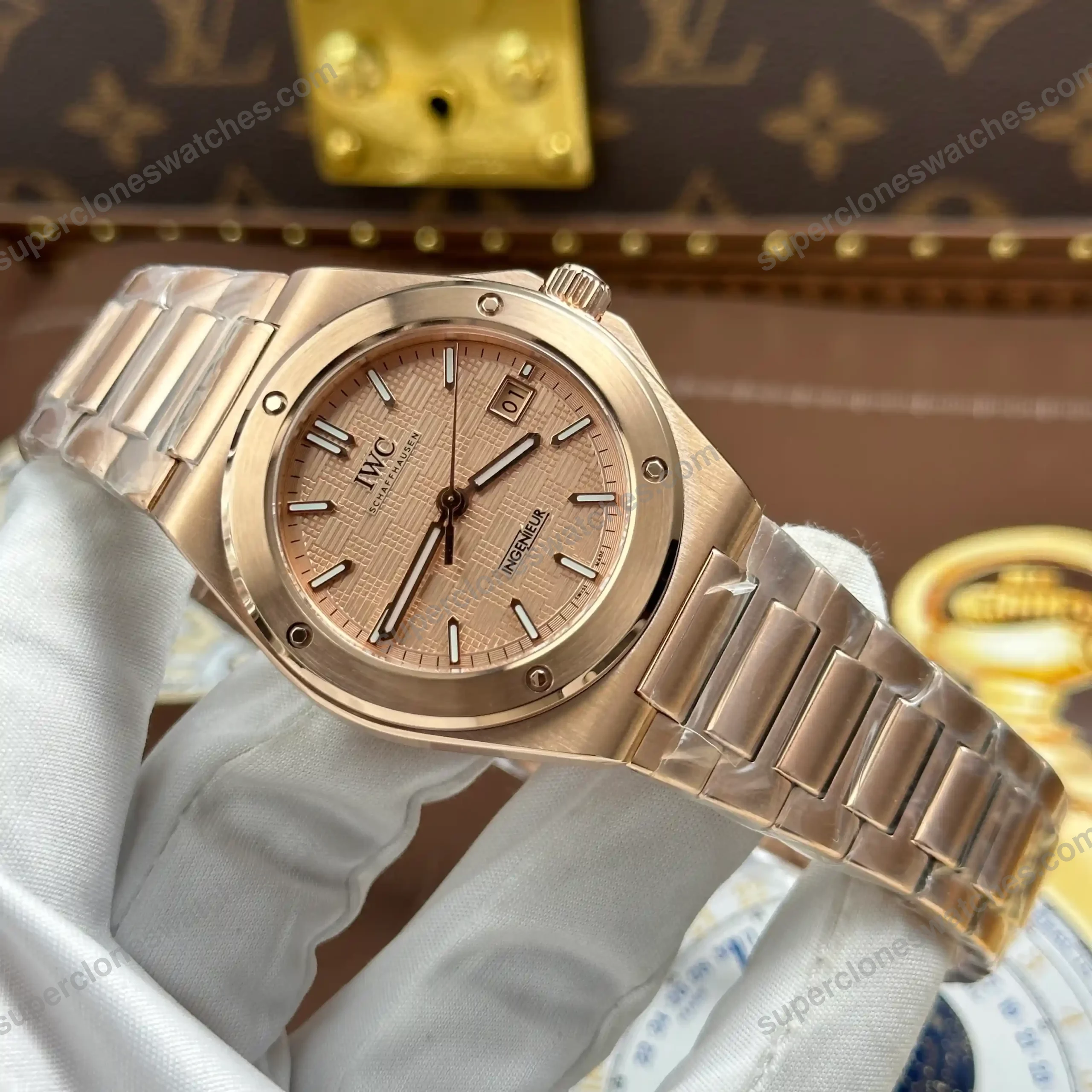 Super-Clone-IWC-Ingenieur-Automatic-40mm-3