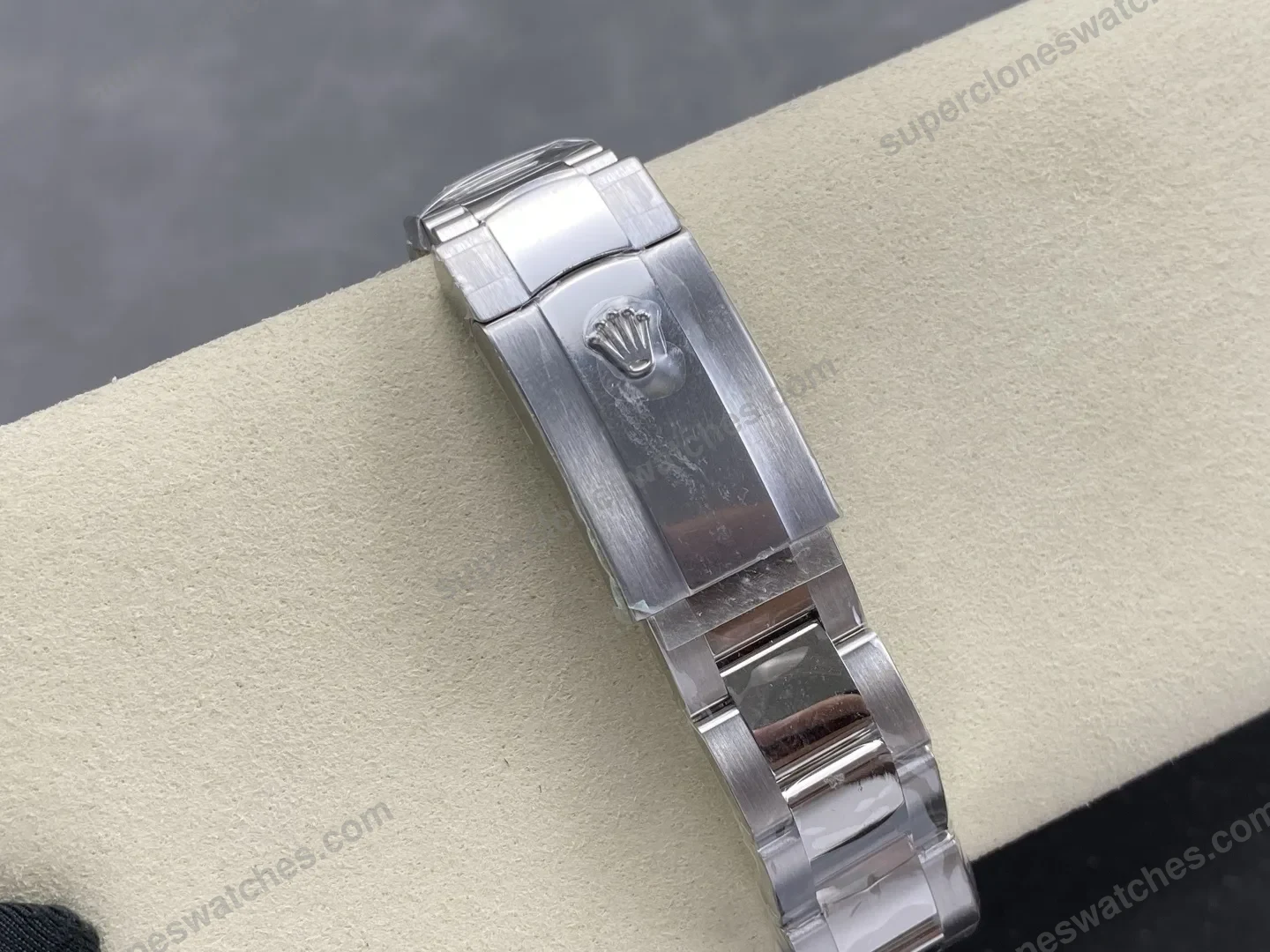 super-clone-rolex-datejust-silver-roman-diamond-dial-126234-0030-36-mm-view-9