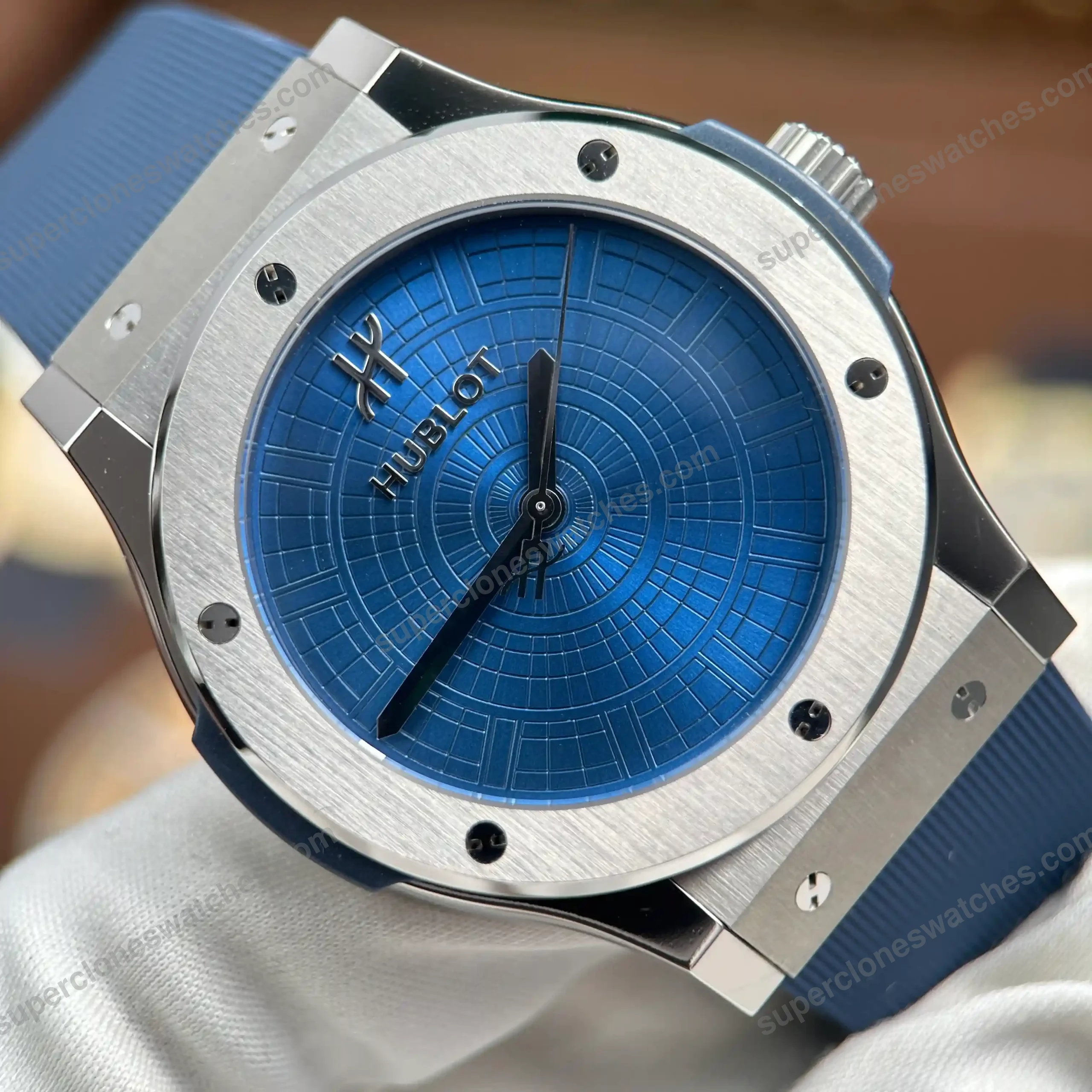Super-Clone-Hublot-Classic-Fusion-Boutique-Pisa-1940-Edition-Titanium-42mm-4
