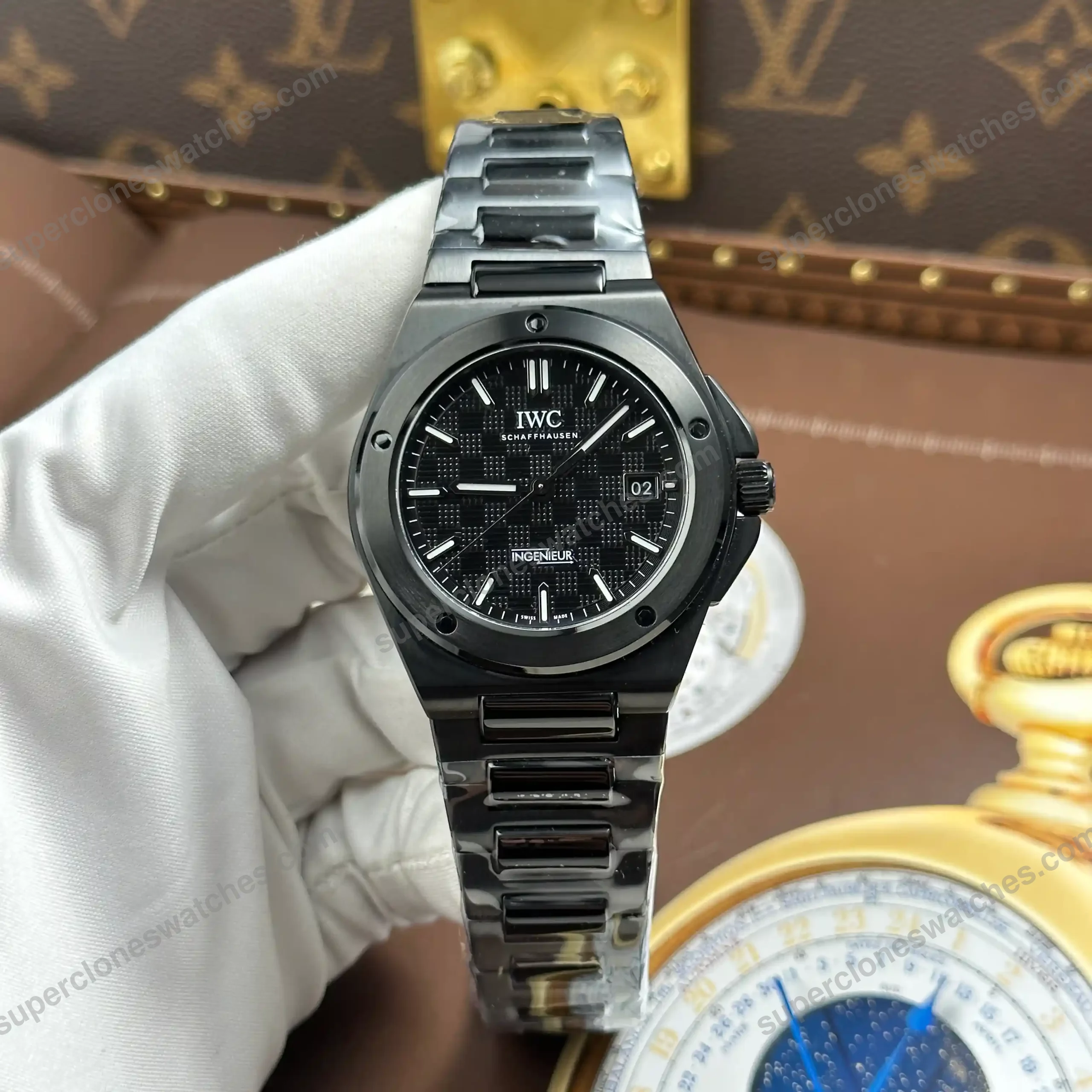 Super-Clone-IWC-Ingenieur-Automatic-IW328902-Ceramic-40mm-2
