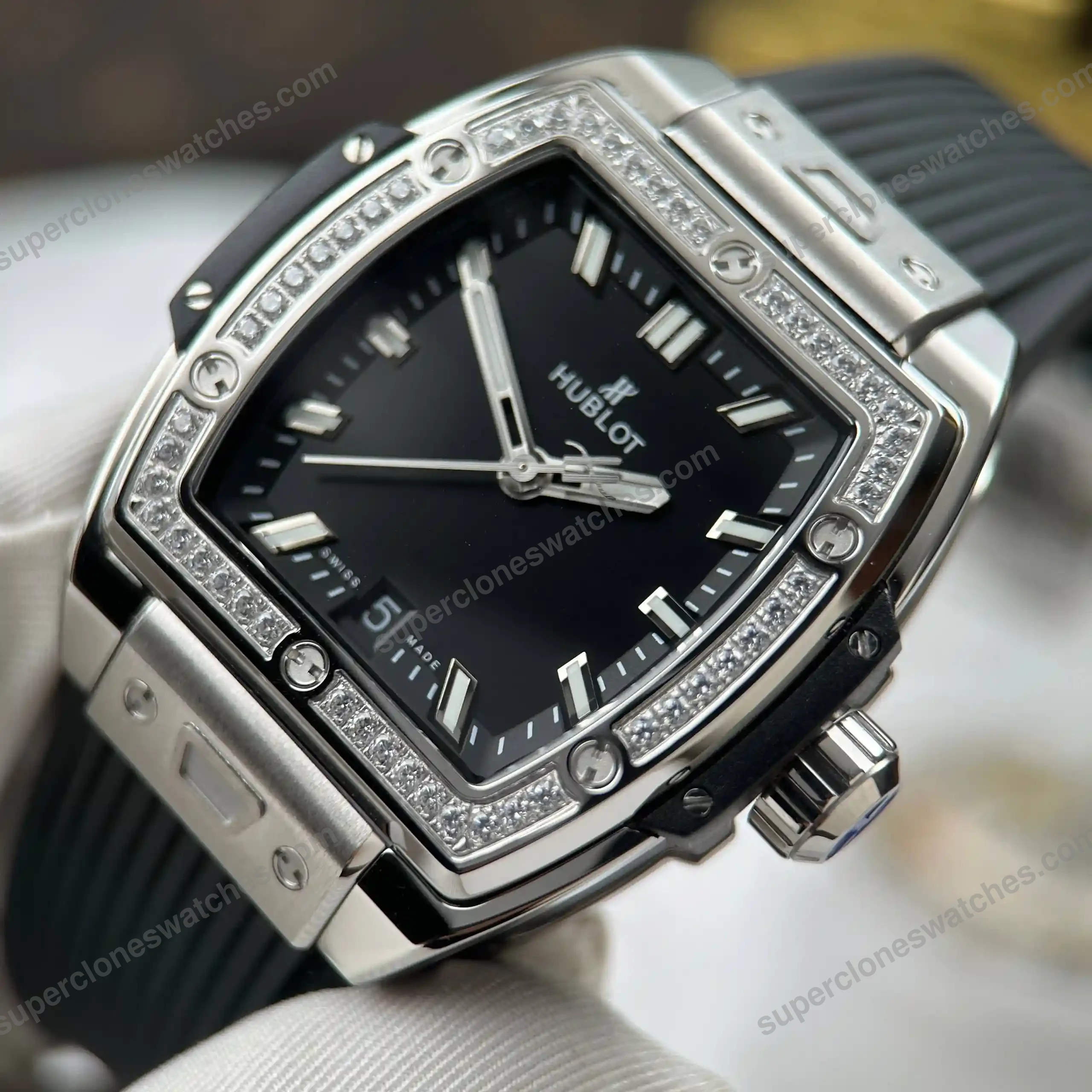 Super-Clone-Hublot-Spirit-Of-Big-Bang-Titanium-Diamonds-662.NX_.1170.RX_.1204-7