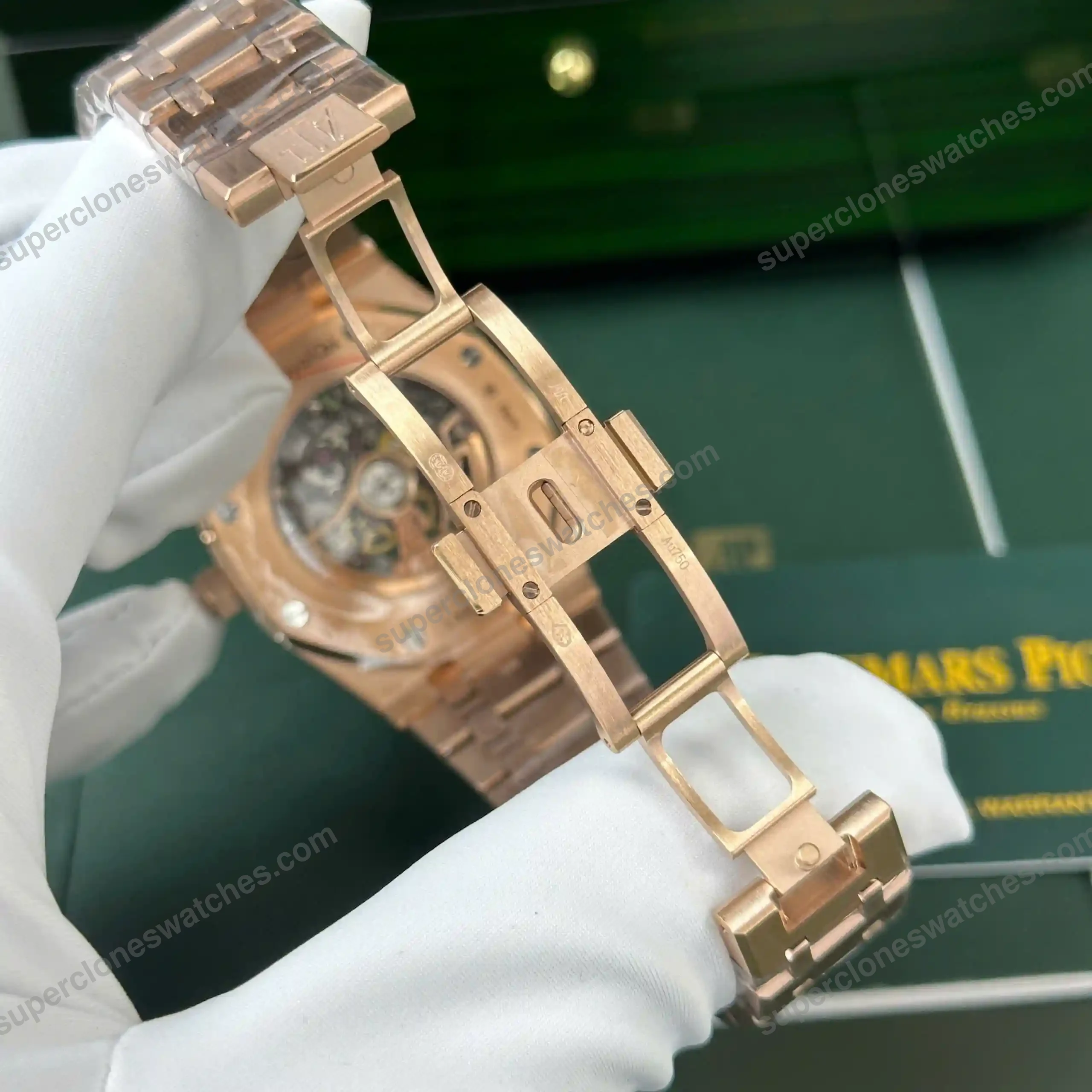 Super-Clone-Audemars-Piguet-Royal-Oak-15407OR.OO_.1220OR.01-8211-8